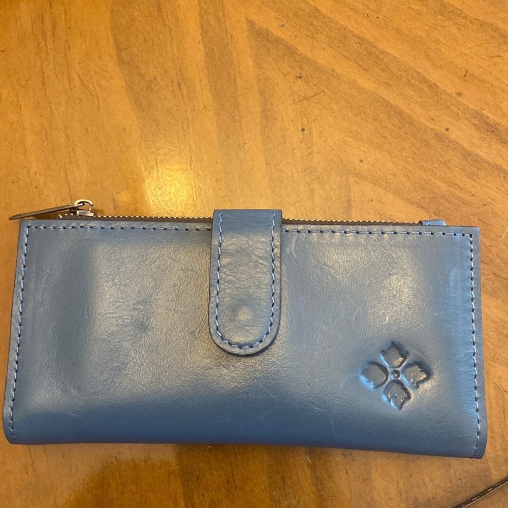 Slim credit card wallet